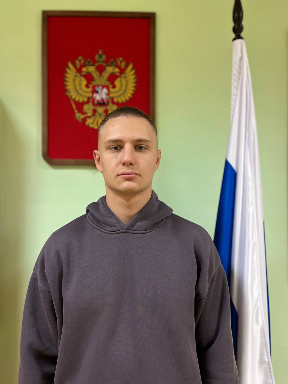 Учитель физической культуры Кирсанов Александр Владимирович.